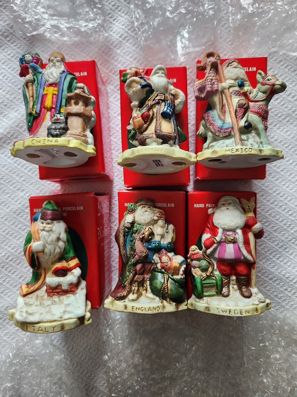 Santas Of The Nations Hand-Painted International Santa Figurine Set - Multicolor